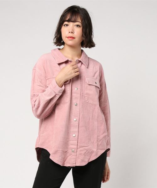 STYLEBLOCK(スタイルブロック)の「プリントパッチ付き後ろボタンコーデュロイオーバーサイズシャツ(シャツ/ブラウス・レディース・アイボリー/ピンク系その他/ライトパープル/サンドベージュ・M)」の4枚目の写真