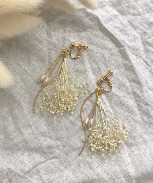 apres jour(アプレジュール)の「【apres jour×ARIAZ】フラワーブーケイヤリング(イヤリング・レディース・パープル/イエロー/アイボリー/ライトピンク・FREE)」の3枚目の写真