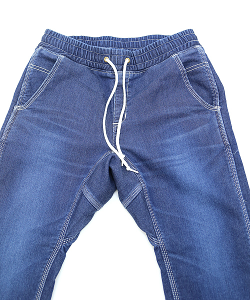 And A（アンドエー）の「LEE EASY PANTS（デニムパンツ・レディース・インディゴブルー/サックスブルー・SMALL/MEDIUM/LARGE）」の5枚目の写真