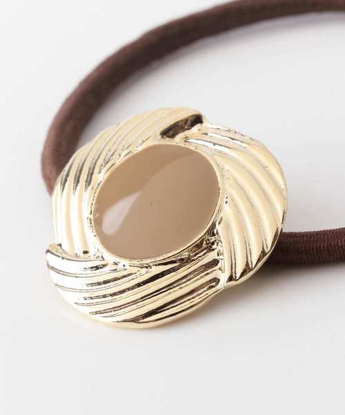 SMELLY（スメリー）の「ネジリメタルエポポニー（ヘアゴム・レディース・ベージュ/ピンク・-）」の3枚目の写真