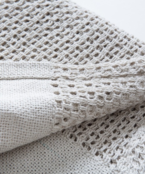 sarasa design（サラサデザイン）の「b2c オーガニックコットン メッシュ タオルケット S（寝具・レディース・ホワイト/ライトグレー/チャコールグレー・ONESIZE）」の13枚目の写真