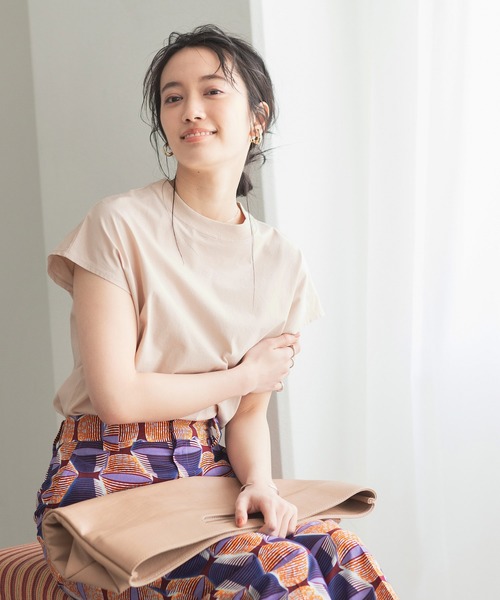 ADAM ET ROPE'（アダムエロペ）の「コットンクルーネックフレンチTee（Tシャツ/カットソー・レディース・ホワイト/チャコールグレー/ベージュ系その他・FREE）」の3枚目の写真