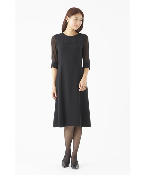 MONOIR(モノワール)の「濃染加工ロング丈アンサンブル(ジャケットワンピース)(アンサンブル・レディース・ブラック・9号/13号/17号/7号/11号/15号)」の9枚目の写真