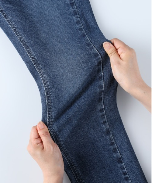 SOMETHING(サムシング)の「SOMETHING(サムシング)【レディース】「ANN」スキニーパンツ(デニムパンツ・レディース・ダークインディゴブルー・29inch/28inch/27inch/30inch/25inch/26inch)」の12枚目の写真