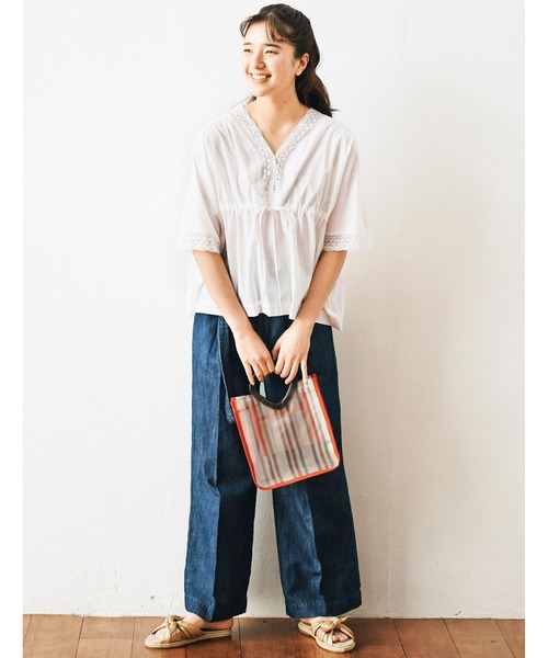 avecmoi(アヴェクモワ)の「【佐藤かなさんプロデュース】 アヴェクモワ レースブラウス〈白〉(シャツ/ブラウス・レディース・ホワイト・1/2)」の2枚目の写真