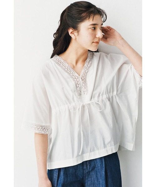 avecmoi(アヴェクモワ)の「【佐藤かなさんプロデュース】 アヴェクモワ レースブラウス〈白〉(シャツ/ブラウス・レディース・ホワイト・1/2)」の3枚目の写真