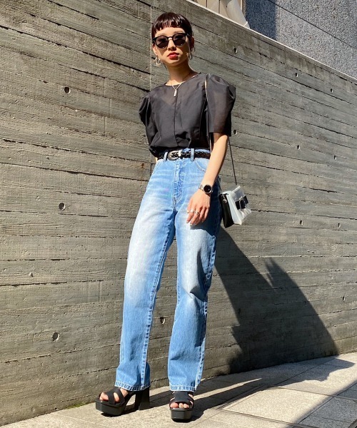 PAGEBOY（ページボーイ）の「シアーボリュームスリーブブラウス（シャツ/ブラウス・レディース・オフホワイト/ブラック・FREE）」の6枚目の写真