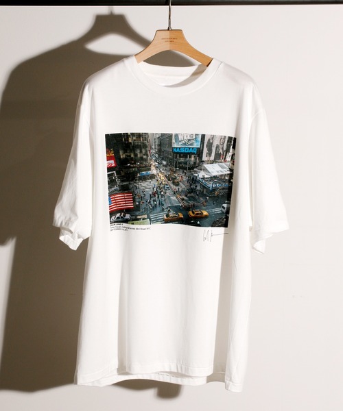 JANESMITH(ジェーンスミス)の「JANESMITH ジェーンスミス / TIMES SQUARE S/S T-SHIRT ショートスリーブTシャツ / 21SCT-#663L-CL(Tシャツ/カットソー・レディース・ホワイト/ブラック・SMALL/MEDIUM/LARGE/X-LARGE)」の2枚目の写真