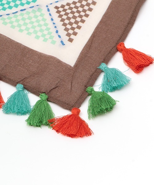 チチカカ（チチカカ）の「キカプリントスカーフ（ストール/ショール・レディース・イエロー/ブラウン・FREE）」の9枚目の写真