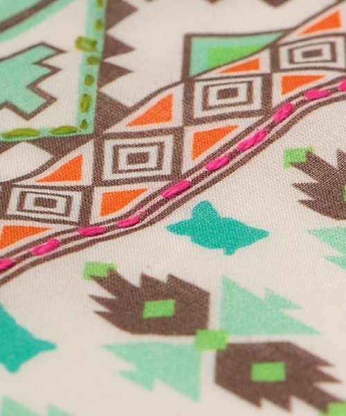 チチカカ（チチカカ）の「キカプリントスカーフ（ストール/ショール・レディース・イエロー/ブラウン・FREE）」の15枚目の写真