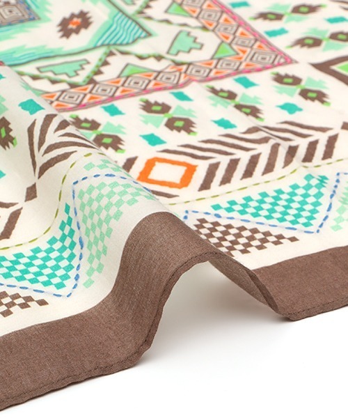 チチカカ（チチカカ）の「キカプリントスカーフ（ストール/ショール・レディース・イエロー/ブラウン・FREE）」の16枚目の写真