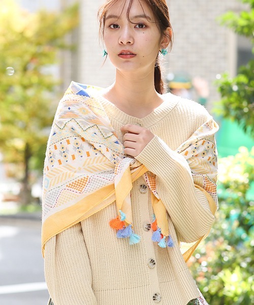 チチカカ（チチカカ）の「キカプリントスカーフ（ストール/ショール・レディース・イエロー/ブラウン・FREE）」の6枚目の写真