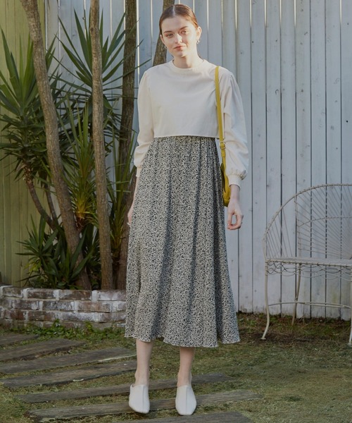 VANNIE U（ヴァニーユー）の「パイピングスクエアトゥミュール（パンプス・レディース・ホワイト/ベージュ・LARGE/SMALL/MEDIUM）」の20枚目の写真