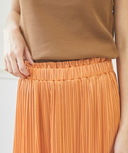 AZUL ENCANTO（アズールエンカント）の「ヴィンテージサテンプリーツスカート（スカート・レディース・オフホワイト/ライトグレー/オレンジ・FREE）」の15枚目の写真