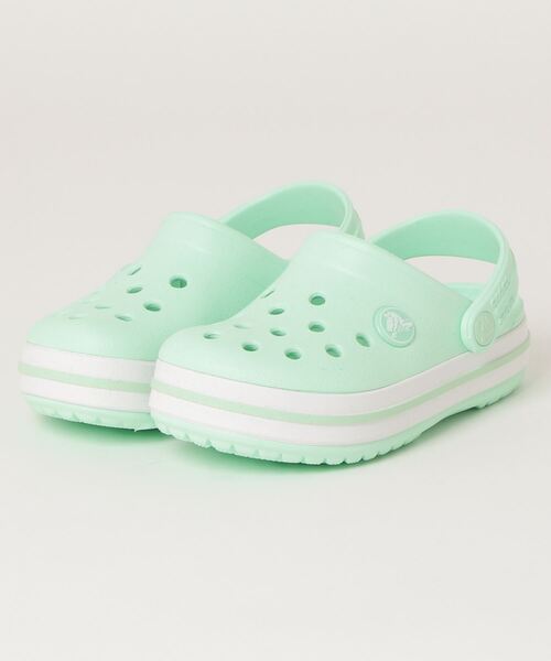 crocs(クロックス)の「CROCS/クロックス CROCBAND クロックバンド キッズ サンダル 204537(サンダル・キッズ・ブラック/スカイブルー系/ネイビー系/ミント/ダークブルー/クリーム・15.5cm/19.5cm/20.0cm/21.0cm/16.5cm/17.5cm/18.5cm/14.0cm)」の4枚目の写真