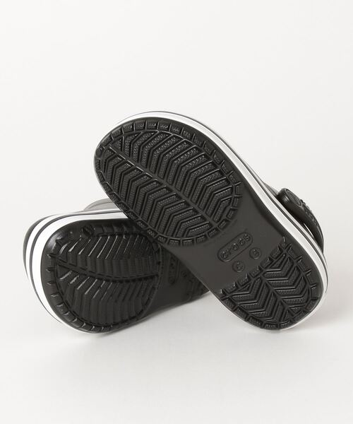 crocs(クロックス)の「CROCS/クロックス CROCBAND クロックバンド キッズ サンダル 204537(サンダル・キッズ・ブラック/スカイブルー系/ネイビー系/ミント/ダークブルー/クリーム・15.5cm/19.5cm/20.0cm/21.0cm/16.5cm/17.5cm/18.5cm/14.0cm)」の8枚目の写真