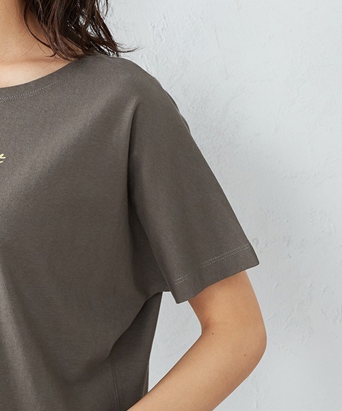 COMME CA ISM（コムサイズム）の「《コットン》 ドルマンスリーブ ロゴプリント Ｔシャツ（Tシャツ/カットソー・レディース・ホワイト/ローズ/カーキ/ブラック・SMALL/MEDIUM/LARGE）」の6枚目の写真