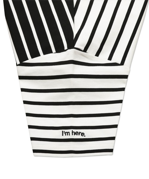 Design Tshirts Store graniph（デザイン　ティーシャツ　ストア　グラニフ）の「アイアムヒア｜ボートネックTシャツ(ホワイト)（Tシャツ/カットソー・メンズ・ホワイト・X-LARGE/LARGE/SMALL/MEDIUM/X-SMALL）」の4枚目の写真