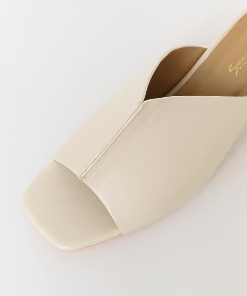 URBAN RESEARCH Sonny Label（アーバンリサーチサニーレーベル）の「オープンスクエアトゥサンダル（サンダル・レディース・ブラック/ブラウン/アイボリー・SMALL/MEDIUM/LARGE）」の5枚目の写真