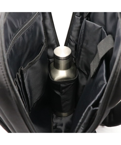 GUSCIO UOMO(グッシオ ウォーモ)の「【グッシオ ウォーモ】スクエアリュック(バックパック/リュック・メンズ・ブラック/ベージュ/カーキ/ダークグレー・FREE)」の9枚目の写真