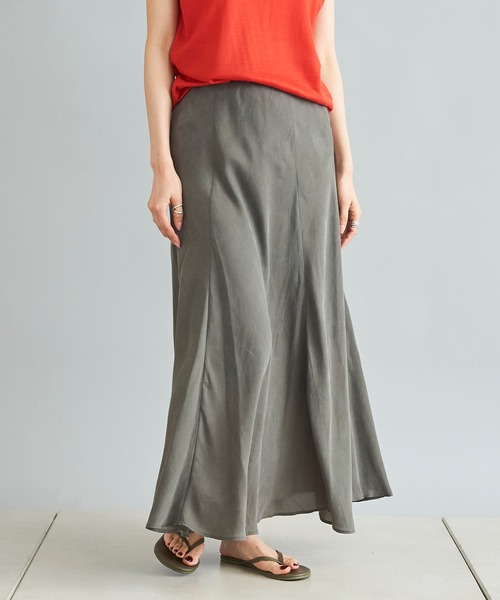 DouDou（ドゥドゥ）の「キュプラフレアスカート（スカート・レディース・ブラック/ブルー/グレイッシュベージュ・FREE）」の2枚目の写真