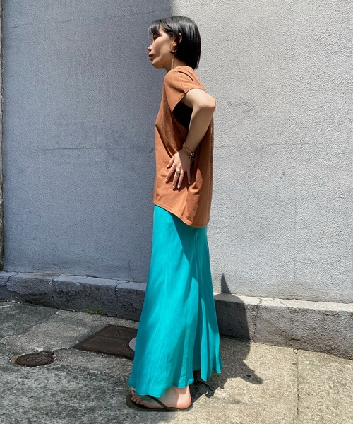 DouDou（ドゥドゥ）の「キュプラフレアスカート（スカート・レディース・ブラック/ブルー/グレイッシュベージュ・FREE）」の5枚目の写真