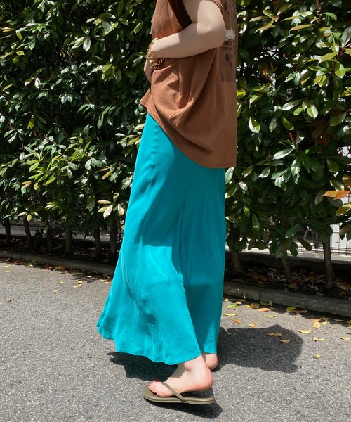 DouDou（ドゥドゥ）の「キュプラフレアスカート（スカート・レディース・ブラック/ブルー/グレイッシュベージュ・FREE）」の16枚目の写真