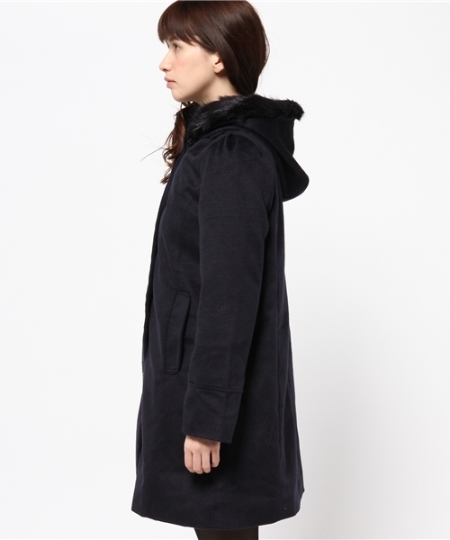 earth music&ecology(アースミュージックアンドエコロジー)の「フードファー付きコート(ステンカラーコート・レディース・アイボリー/ピンク/ベージュ/サックスブルー/ネイビー・SMALL/MEDIUM)」の7枚目の写真