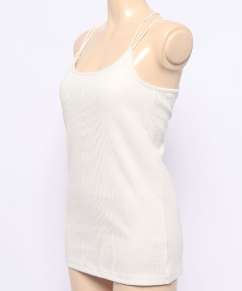 natural couture（ナチュラルクチュール）の「オープンバックカップ付きキャミソール（キャミソール・レディース・オフホワイト/イエロー/ブラック/モカ・FREE）」の6枚目の写真