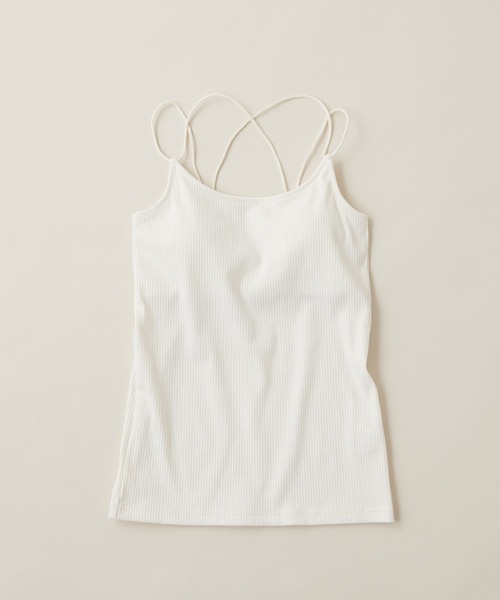 natural couture（ナチュラルクチュール）の「オープンバックカップ付きキャミソール（キャミソール・レディース・オフホワイト/イエロー/ブラック/モカ・FREE）」の2枚目の写真