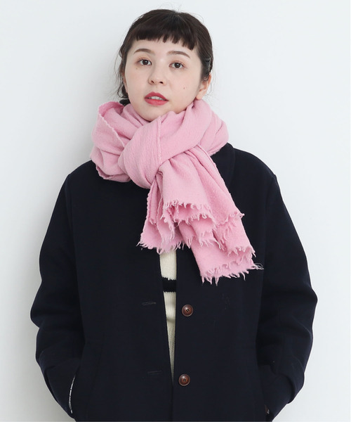 CHILD WOMAN（チャイルドウーマン）の「スーパー120無撚糸製品染め大判ストール（ストール/ショール・レディース・ネイビー/レッド/サックスブルー/ピンク/イエロー・FREE）」の4枚目の写真