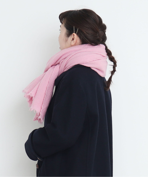 CHILD WOMAN（チャイルドウーマン）の「スーパー120無撚糸製品染め大判ストール（ストール/ショール・レディース・ネイビー/レッド/サックスブルー/ピンク/イエロー・FREE）」の14枚目の写真