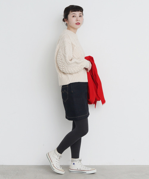 CHILD WOMAN（チャイルドウーマン）の「スーパー120無撚糸製品染め大判ストール（ストール/ショール・レディース・ネイビー/レッド/サックスブルー/ピンク/イエロー・FREE）」の21枚目の写真