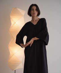 【ラリーニュロペ】凪(ナギ) フレアスリーブドレス