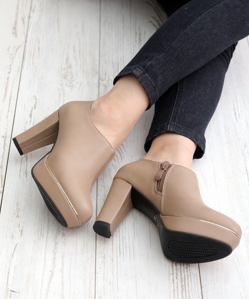 attagirl（アタガール）の「チャンキーヒールブーティー（ブーツ・レディース・ブラック/ベージュ/ブラック系その他・LL/S/M/L）」の3枚目の写真