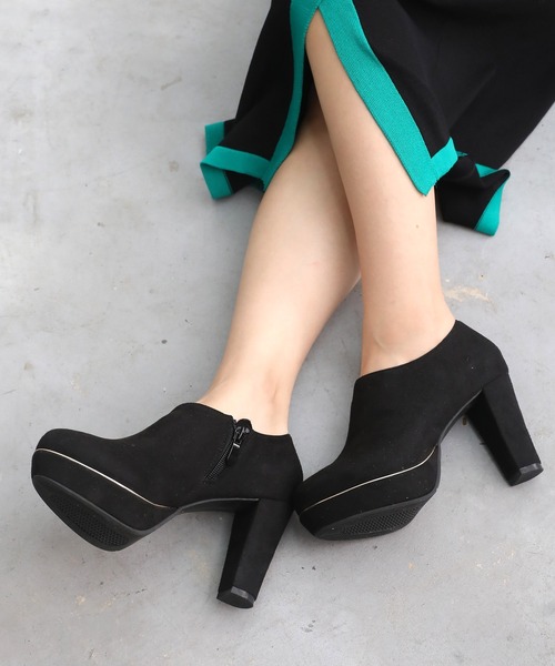 attagirl（アタガール）の「チャンキーヒールブーティー（ブーツ・レディース・ブラック/ベージュ/ブラック系その他・LL/S/M/L）」の2枚目の写真