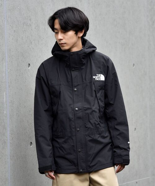 THE NORTH FACE（ザノースフェイス）の「NORTH FACE: Mountain Light Jacket/マウンテン ライト ジャケット（ブルゾン・メンズ・ブラック・SMALL/MEDIUM/LARGE/X-LARGE）」の9枚目の写真