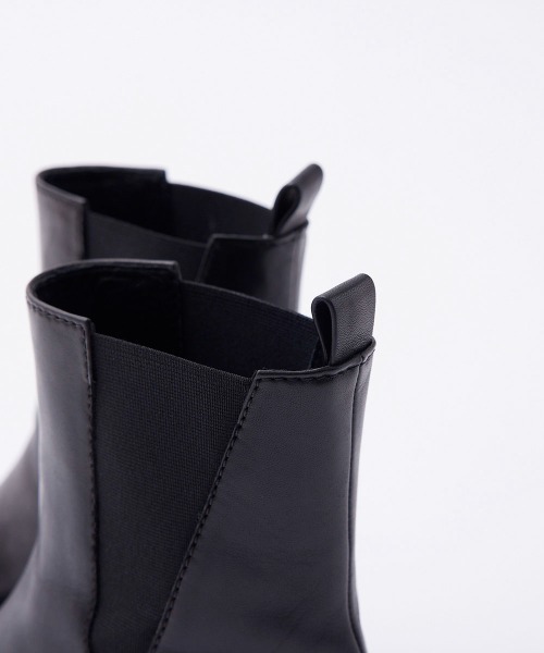 LAUTREAMONT（ロートレアモン）の「スクエアローブーツ（ブーツ・レディース・ブラック/オフホワイト・23.5cm/23.0cm/24.0cm）」の15枚目の写真