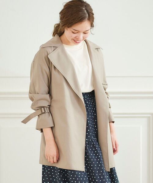 le.coeur blanc（ルクールブラン）の「ニュアンスショートトレンチコート（トレンチコート・レディース・モカ/ネイビー・36/38）」の3枚目の写真