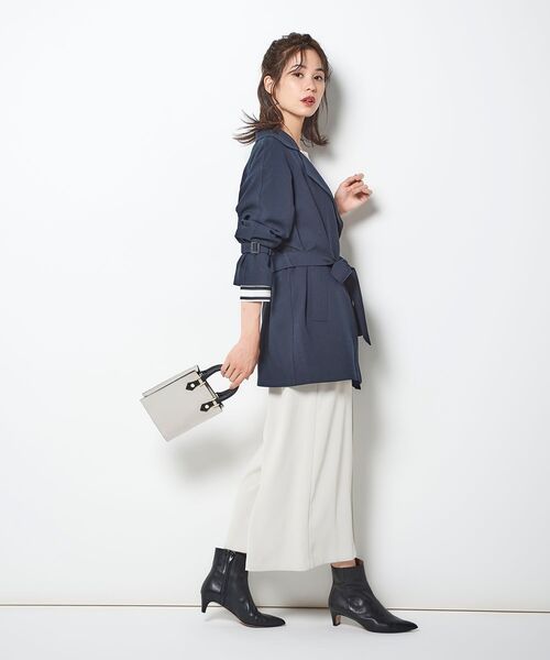 le.coeur blanc（ルクールブラン）の「ニュアンスショートトレンチコート（トレンチコート・レディース・モカ/ネイビー・36/38）」の19枚目の写真