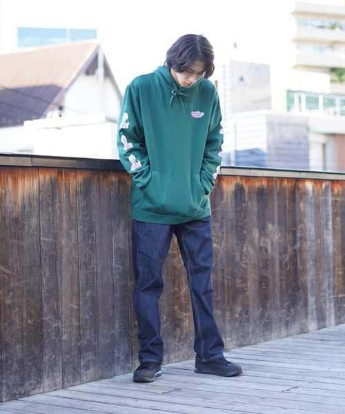 BROTHER MERLE（ブラザー マール）の「Betty 4.0 Hooded Pullover/BROTHER MERLE(ブラザーマール)袖プリントプルオーバーパーカー（パーカー・メンズ・ダークグリーン/ブラック/ヘザーグレー・SMALL/LARGE/X-LARGE/MEDIUM）」の5枚目の写真