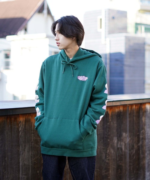 BROTHER MERLE（ブラザー マール）の「Betty 4.0 Hooded Pullover/BROTHER MERLE(ブラザーマール)袖プリントプルオーバーパーカー（パーカー・メンズ・ダークグリーン/ブラック/ヘザーグレー・SMALL/LARGE/X-LARGE/MEDIUM）」の6枚目の写真