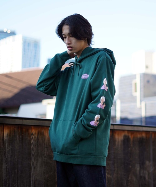 BROTHER MERLE（ブラザー マール）の「Betty 4.0 Hooded Pullover/BROTHER MERLE(ブラザーマール)袖プリントプルオーバーパーカー（パーカー・メンズ・ダークグリーン/ブラック/ヘザーグレー・SMALL/LARGE/X-LARGE/MEDIUM）」の7枚目の写真