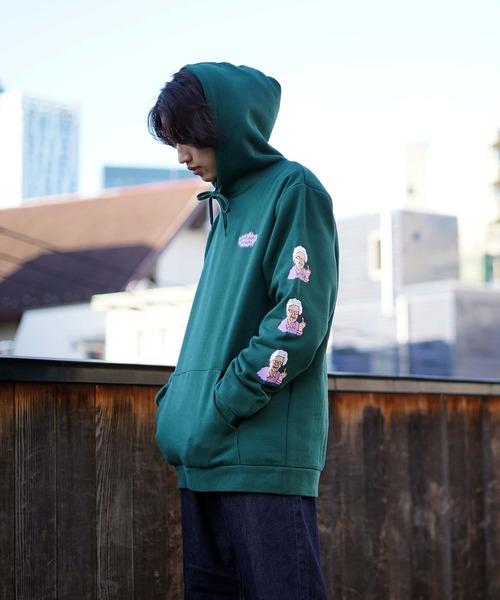 BROTHER MERLE（ブラザー マール）の「Betty 4.0 Hooded Pullover/BROTHER MERLE(ブラザーマール)袖プリントプルオーバーパーカー（パーカー・メンズ・ダークグリーン/ブラック/ヘザーグレー・SMALL/LARGE/X-LARGE/MEDIUM）」の8枚目の写真