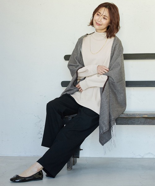 GLOBAL WORK（グローバルワーク）の「あったかウツクシストレートパンツ/215862（スラックス・レディース・グレー/ブラック/アイボリー/モカ/グリーン・LARGE/X-SMALL/MEDIUM/SMALL）」の11枚目の写真