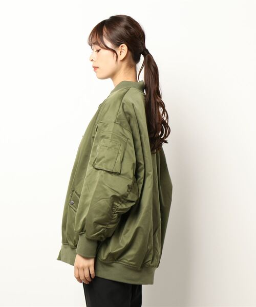 HONEYSUCKLE ROSE（ハニーサックルローズ）の「【HONEYSUCKLE ROSE】リバーシブルＭＡ－１（MA-1・レディース・オリーブ/ブラック/オフホワイト・M/L）」の8枚目の写真