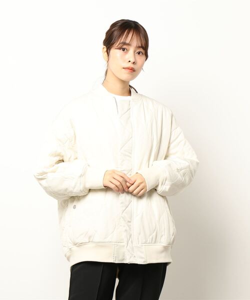 HONEYSUCKLE ROSE（ハニーサックルローズ）の「【HONEYSUCKLE ROSE】リバーシブルＭＡ－１（MA-1・レディース・オリーブ/ブラック/オフホワイト・M/L）」の4枚目の写真