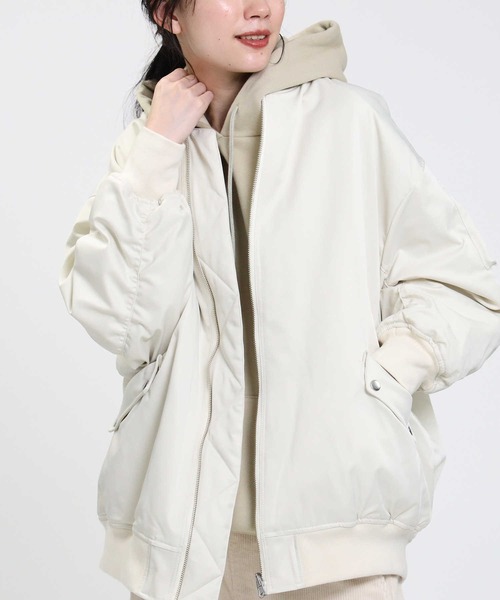 HONEYSUCKLE ROSE（ハニーサックルローズ）の「【HONEYSUCKLE ROSE】リバーシブルＭＡ－１（MA-1・レディース・オリーブ/ブラック/オフホワイト・M/L）」の2枚目の写真