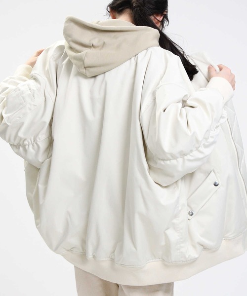 HONEYSUCKLE ROSE（ハニーサックルローズ）の「【HONEYSUCKLE ROSE】リバーシブルＭＡ－１（MA-1・レディース・オリーブ/ブラック/オフホワイト・M/L）」の10枚目の写真