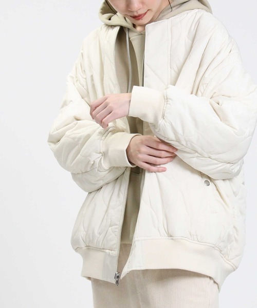 HONEYSUCKLE ROSE（ハニーサックルローズ）の「【HONEYSUCKLE ROSE】リバーシブルＭＡ－１（MA-1・レディース・オリーブ/ブラック/オフホワイト・M/L）」の13枚目の写真